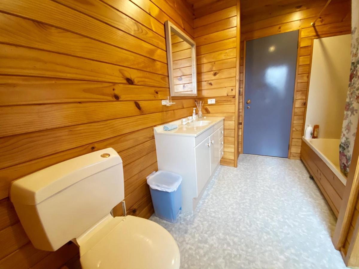 Lake View Family Lodge Up Tp 14 People Rotorua Ngoại thất bức ảnh